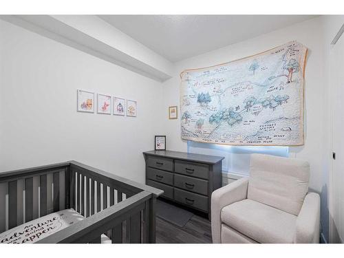 401-4138 University Avenue Nw, Calgary, AB - Indoor Photo Showing Bedroom