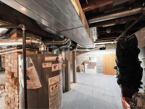 1427 2A Street Nw, Calgary, AB - Indoor Photo Showing Basement