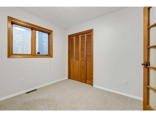 56 Edendale Way Nw, Calgary, AB - Indoor Photo Showing Other Room