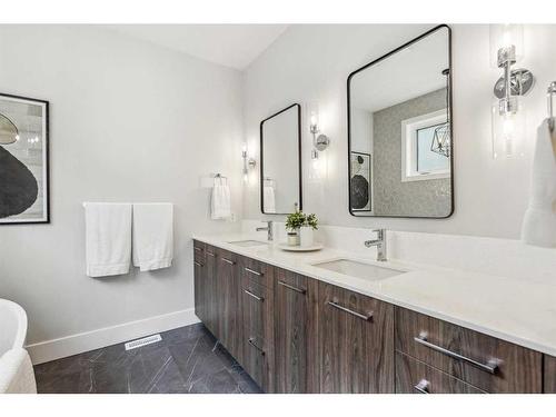 114 Valour Circle Sw, Calgary, AB - Indoor Photo Showing Bathroom