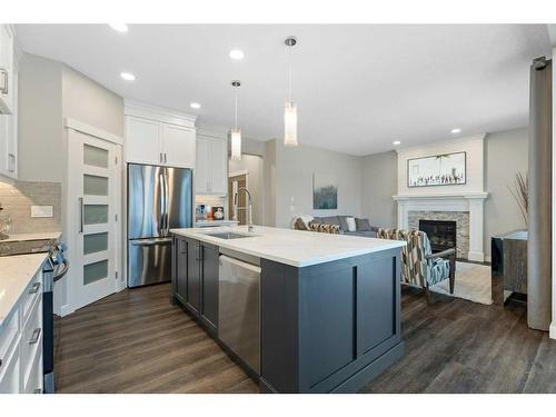 126 Cranarch Close, Calgary, AB - Indoor Photo Showing Kitchen With Upgraded Kitchen