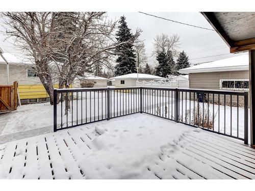 2435 23 Street Nw, Calgary, AB - Outdoor