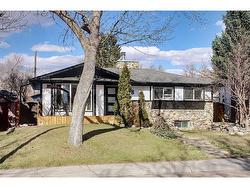 8 Fawn Crescent SE Calgary, AB T2H 0V6