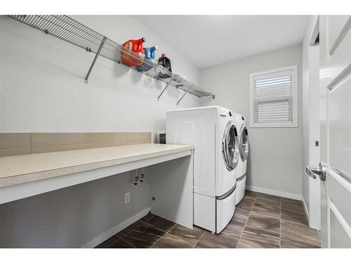 2224 Brightoncrest Green Se, Calgary, AB - Indoor Photo Showing Laundry Room