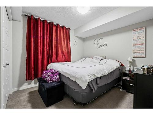 2224 Brightoncrest Green Se, Calgary, AB - Indoor Photo Showing Bedroom