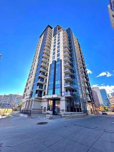 1208-325 3 Street Se, Calgary, AB - Outdoor With Balcony With Facade