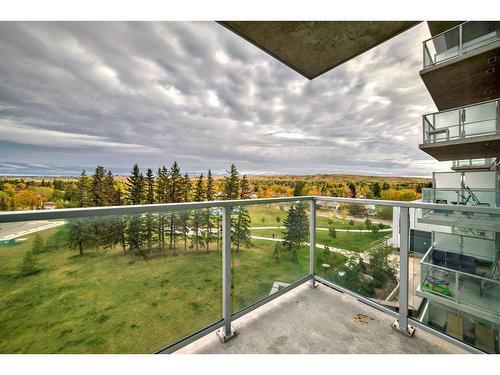 513-30 Brentwood Common Nw, Calgary, AB - Outdoor With View With Exterior