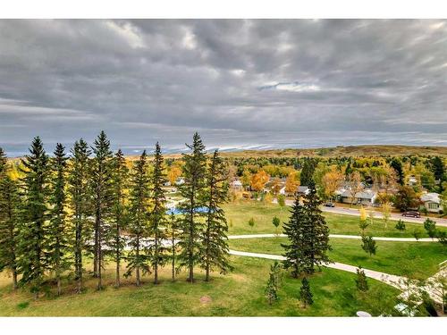 513-30 Brentwood Common Nw, Calgary, AB - Outdoor With View