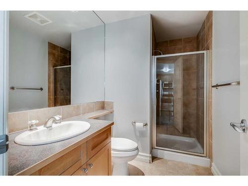 1503-836 15 Avenue Sw, Calgary, AB - Indoor Photo Showing Bathroom