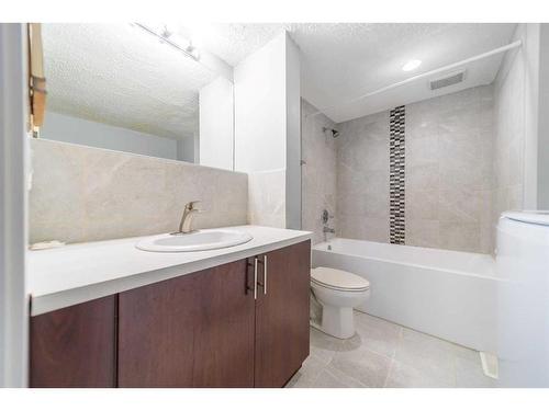 50 Martindale Drive Ne, Calgary, AB - Indoor Photo Showing Bathroom