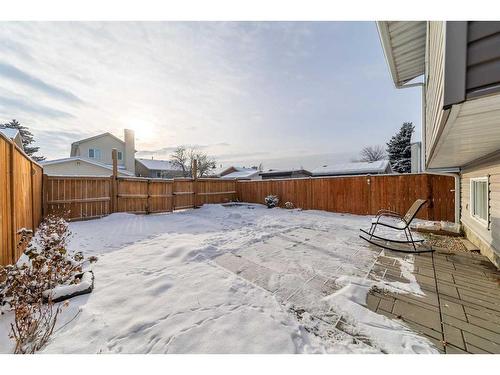 50 Martindale Drive Ne, Calgary, AB - Outdoor