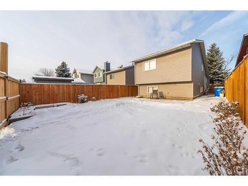 50 Martindale Drive Ne, Calgary, AB - Outdoor