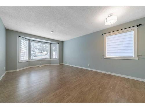 50 Martindale Drive Ne, Calgary, AB - Indoor Photo Showing Other Room