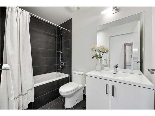 1106-1010 6 Street Sw, Calgary, AB - Indoor Photo Showing Bathroom