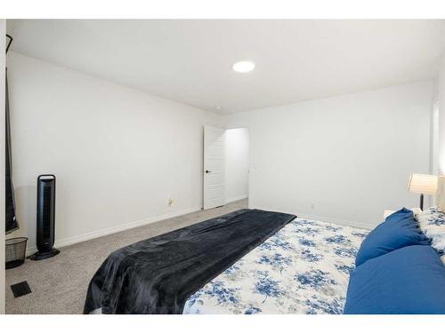 294 Seton Villas Se, Calgary, AB - Indoor Photo Showing Bedroom