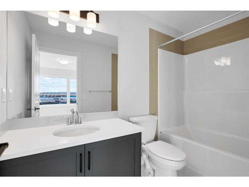 14620 24 Street Nw, Calgary, AB - Indoor Photo Showing Bathroom