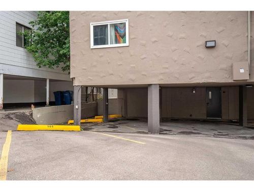 101-836 4 Avenue Nw, Calgary, AB - Outdoor