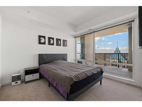 3004-930 6 Avenue Sw, Calgary, AB - Indoor Photo Showing Bedroom