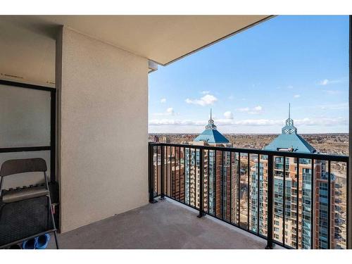 3004-930 6 Avenue Sw, Calgary, AB - Outdoor With Balcony With Exterior