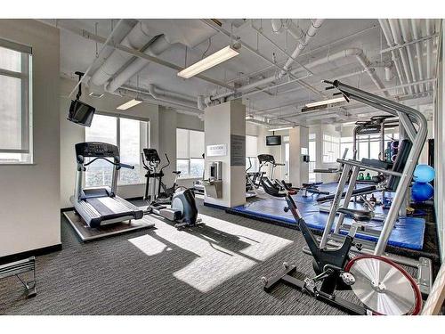 3004-930 6 Avenue Sw, Calgary, AB - Indoor Photo Showing Gym Room