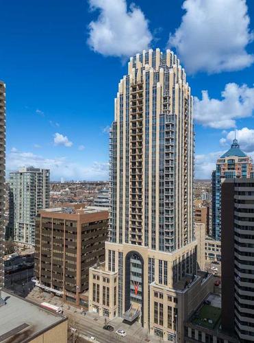 3004-930 6 Avenue Sw, Calgary, AB - Outdoor With Facade