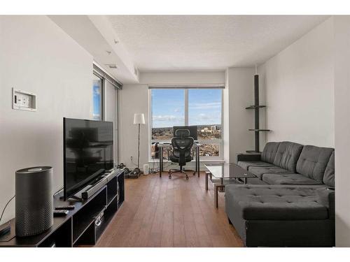 3004-930 6 Avenue Sw, Calgary, AB - Indoor Photo Showing Living Room