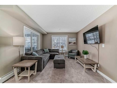 3101-1317 27 Street Se, Calgary, AB - Indoor Photo Showing Living Room