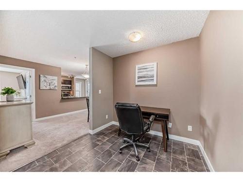 3101-1317 27 Street Se, Calgary, AB - Indoor