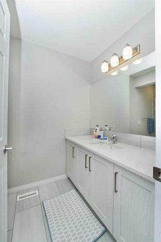 174 Carringsby Way Nw, Calgary, AB - Indoor Photo Showing Bathroom