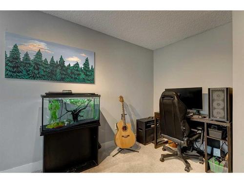 302-1731 9A Street Sw, Calgary, AB - Indoor Photo Showing Office