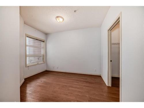 115-333 Riverfront Avenue Se, Calgary, AB - Indoor Photo Showing Other Room