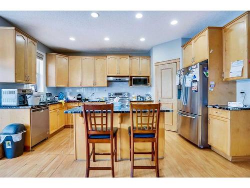 63 New Brighton Close Se, Calgary, AB - Indoor Photo Showing Kitchen