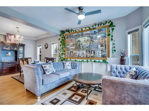 63 New Brighton Close Se, Calgary, AB - Indoor Photo Showing Living Room