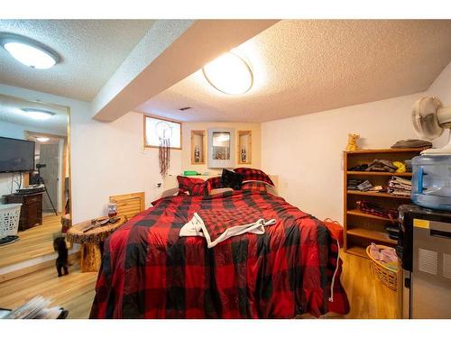 244 High Point Estates, Rural Rocky View County, AB - Indoor Photo Showing Bedroom