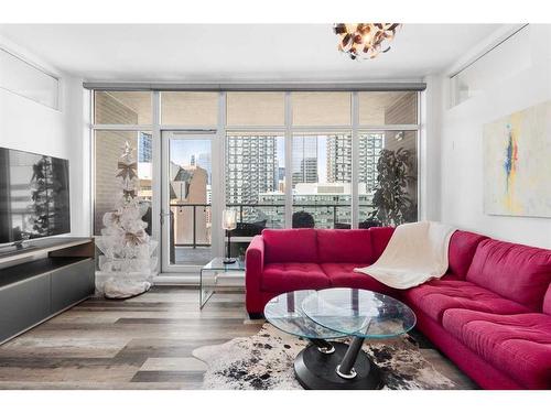 1103-530 12 Avenue Sw, Calgary, AB - Indoor Photo Showing Living Room