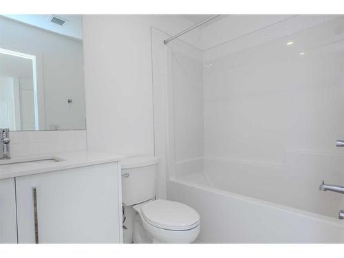 3407-111 Wolf Creek Drive Se, Calgary, AB - Indoor Photo Showing Bathroom