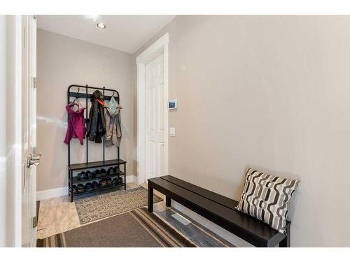 281 Kinniburgh Boulevard, Chestermere, AB - Indoor Photo Showing Other Room