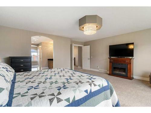 281 Kinniburgh Boulevard, Chestermere, AB - Indoor Photo Showing Bedroom