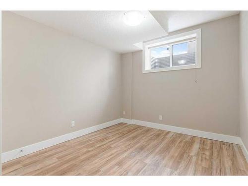 281 Kinniburgh Boulevard, Chestermere, AB - Indoor Photo Showing Other Room