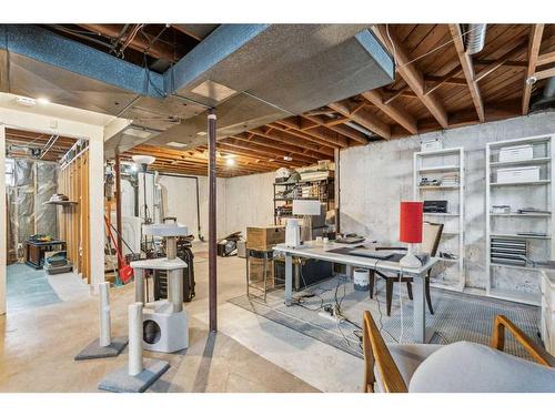 936 40 Avenue Nw, Calgary, AB - Indoor Photo Showing Basement