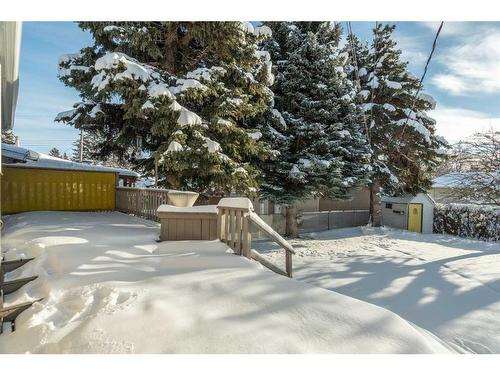 4719 Vanguard Place Nw, Calgary, AB - Outdoor