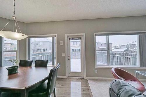 200 Saddlecrest Way Ne, Calgary, AB - Indoor Photo Showing Dining Room