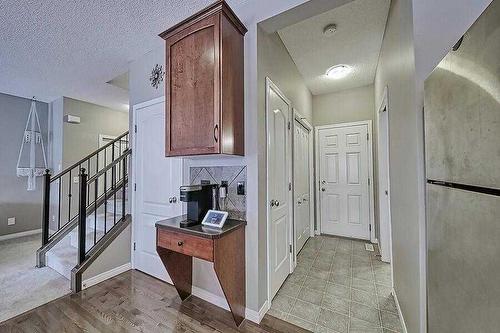 200 Saddlecrest Way Ne, Calgary, AB - Indoor Photo Showing Other Room