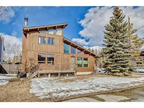 902 11Th Street, Canmore, AB - Outdoor