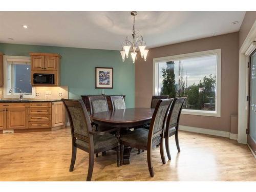 1827 11 Avenue Nw, Calgary, AB - Indoor Photo Showing Dining Room