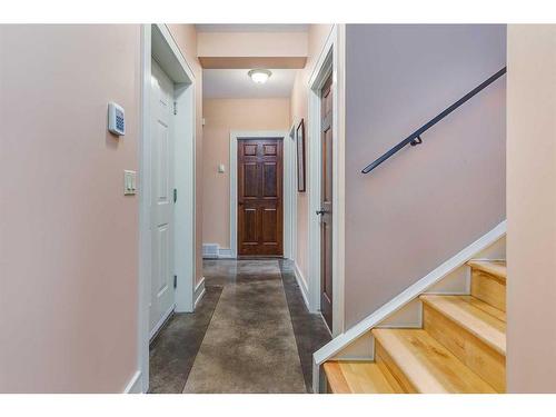 1827 11 Avenue Nw, Calgary, AB - Indoor Photo Showing Other Room