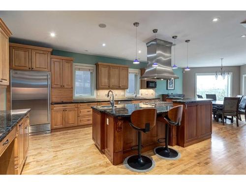 1827 11 Avenue Nw, Calgary, AB - Indoor Photo Showing Kitchen With Upgraded Kitchen