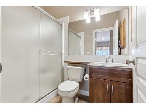 113 Tucker Circle, Okotoks, AB - Indoor Photo Showing Bathroom