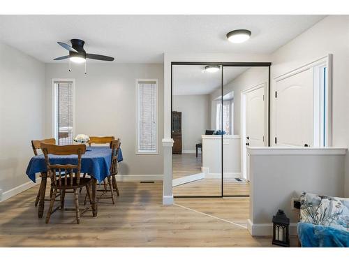 66 Erin Crescent Se, Calgary, AB - Indoor Photo Showing Dining Room