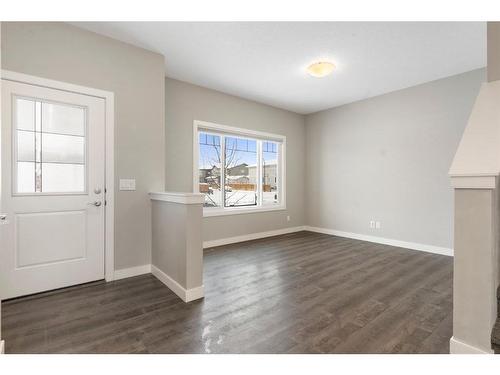 128 Heartland Boulevard, Cochrane, AB - Indoor Photo Showing Other Room